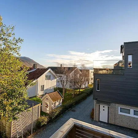 The Winter Tale House - Free Parking Appartement