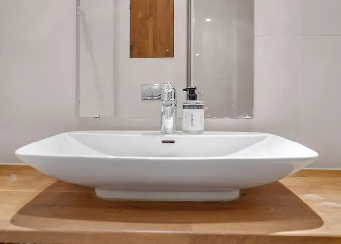 The Winter Tale House - Free Parking Apartamento Tromsø